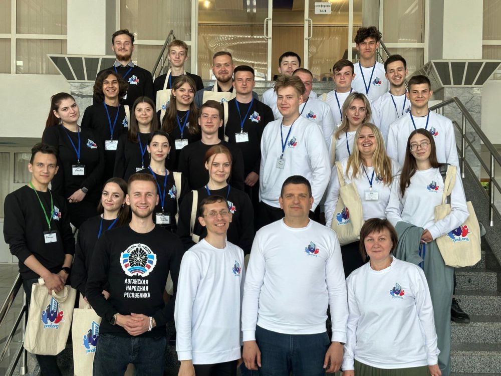 Олег Коваль: 22 мая в Луганском государственном университете им. .Даля принял участие в открытии первой в Республике Школы...