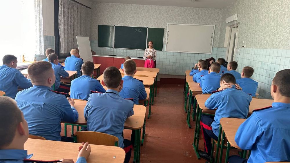 Презентация фильма о Дважды Герое Советского Союза Александре Ефимове состоялось в Республиканском казачьем кадетском корпусе