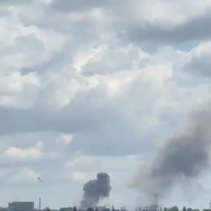 ��� ��������� �� �������� �� ����� 6 �����, �������������� � ATACMS