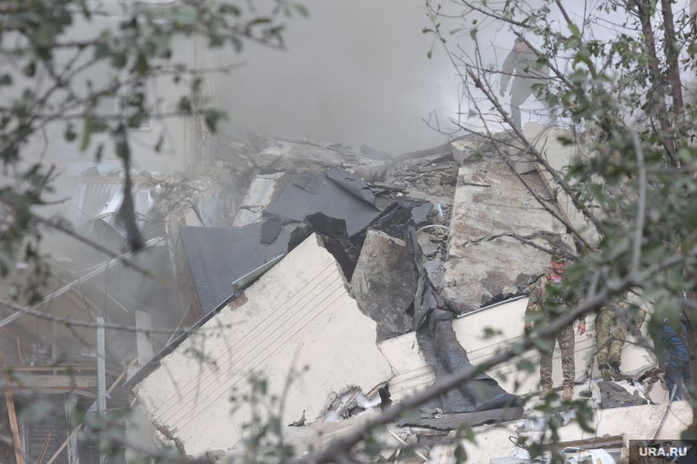 В Луганске обрушился подъезд