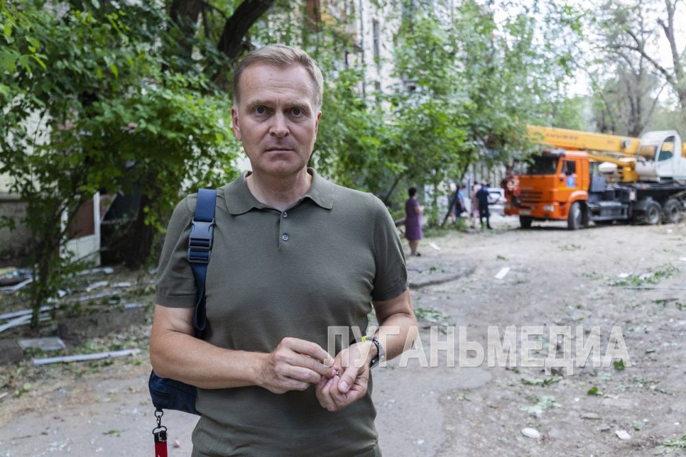 Минцифры ЛНР принимает участие в ликвидации последствий ракетного удара по Луганску