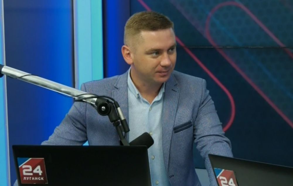 Депутат Народного Совета ЛНР Алексей Белецкий в эфире проекта «Луганск LIVE» рассказал о снижении ценности американского доллара: