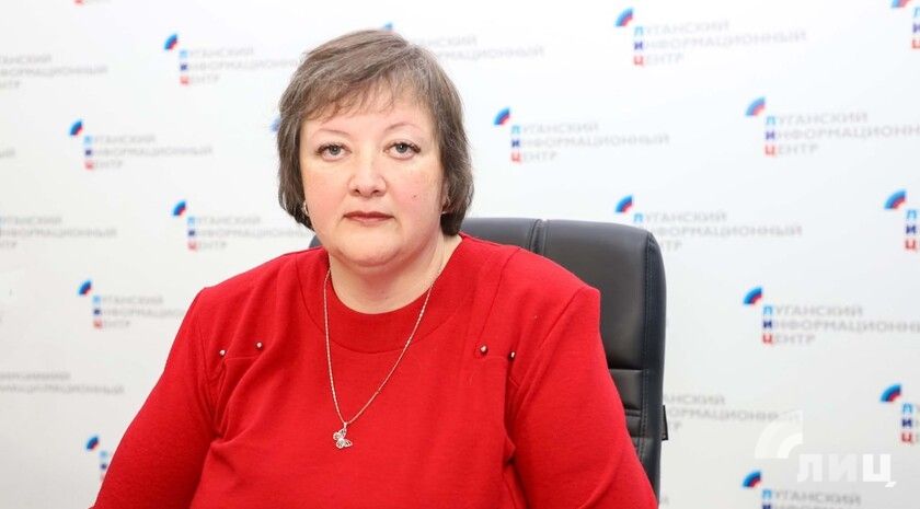 Краснолучская библиотека стала «информационной вселенной» благодаря нацпроекту «Культура»