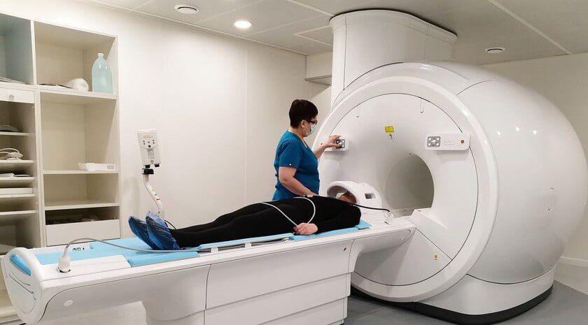 Депутаты Народного Совета ЛНР от партии «Справедливая Россия — За Правду» запросили дополнительный аппарат МРТ для региона