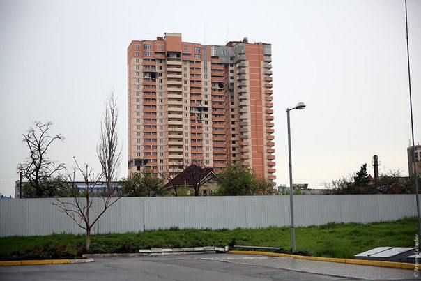 Решение о судьбе многоэтажного жилого дома по улице Советской в Луганске будет принято по результатам экспертизы