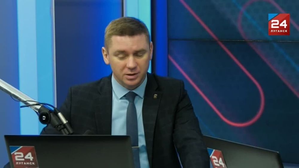 Депутат Народного Совета ЛНР Алексей Белецкий в эфире проекта «Луганск LIVE» рассказал о принятом в первом чтении проекте бюджета ЛНР на 2025 год и на плановый период 2026-2027 гг