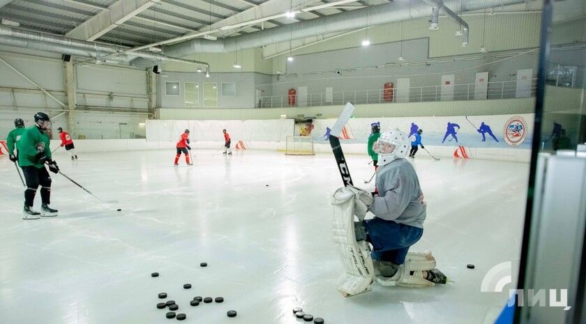 ����� 200 ���� ���������� � ���������� ���������� �� ������� ����� � ��������