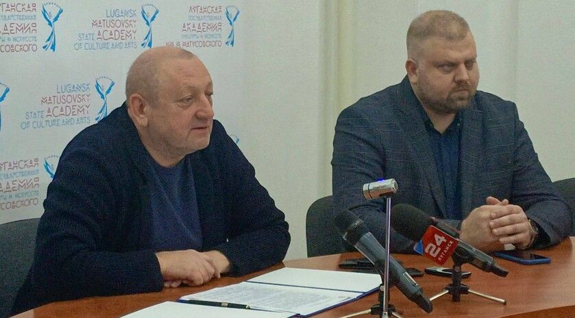 Госфильмофонд открыл в луганской академии имени Матусовского кинотеатр-зеркало «Иллюзиона»