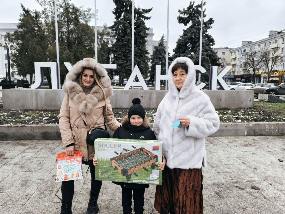 Светлана Алёшина: В рамках Всероссийской новогодней акции «Ёлка желаний» исполнила мечту восьмилетнего Давида из Луганска