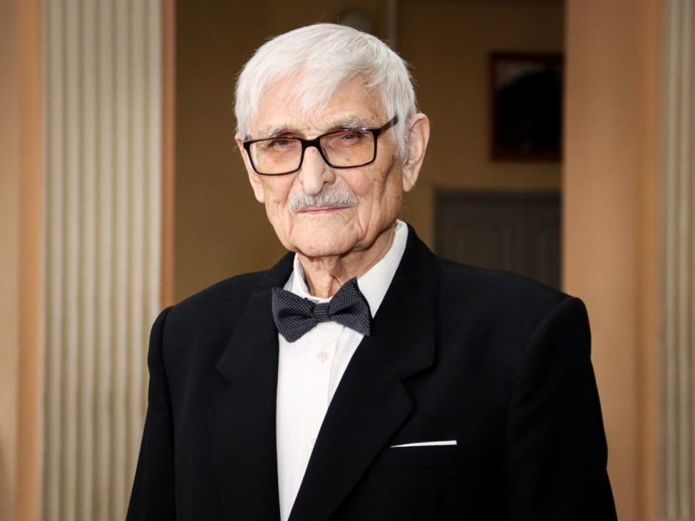 � ��������� ������ �������� ��������� �����-������� � ����� 90-����� ���������� ����������, ������ �� ��������� ���������� ��������� ���� ��������� ������� ������������� ����� � �����