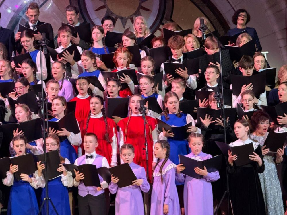 Юные луганские "балакиревцы" выступили в Москве в Храме Христа Спасителя