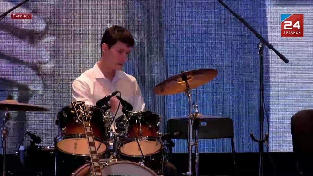 ������ ����� ������ ����������� ������� �������� �������, 7� ������� � �����