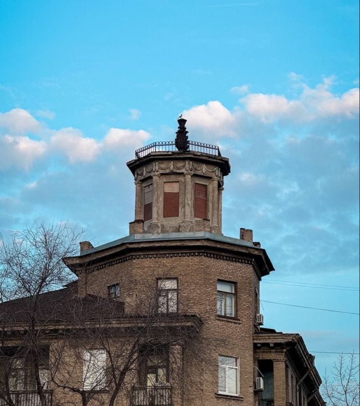 ������ �������� �������� ������ ��������� �������� ����� � 80-����� ������