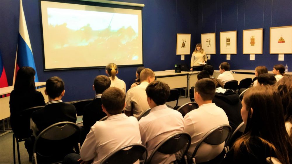 В Луганском краеведческом музее прошло мероприятие «Луганщина в период оккупации, посвященное 82-й годовщине освобождения Ворошиловграда от немецко-фашистских захватчиков