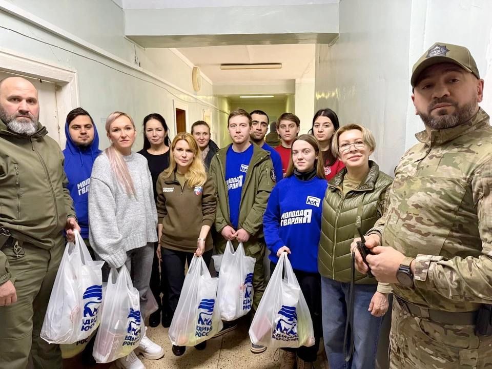 Сенатор привезла подарки военнослужащим в госпиталь в ЛНР