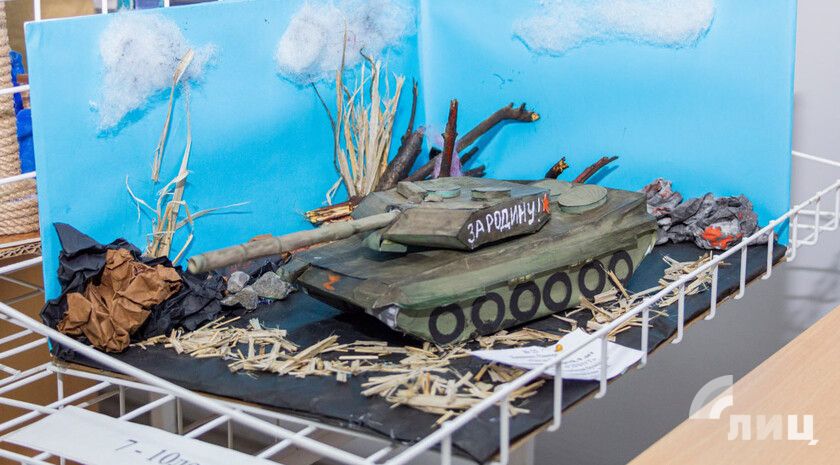 Более 150 экспонатов представили юные таланты ЛНР на выставке технического творчества в Луганске