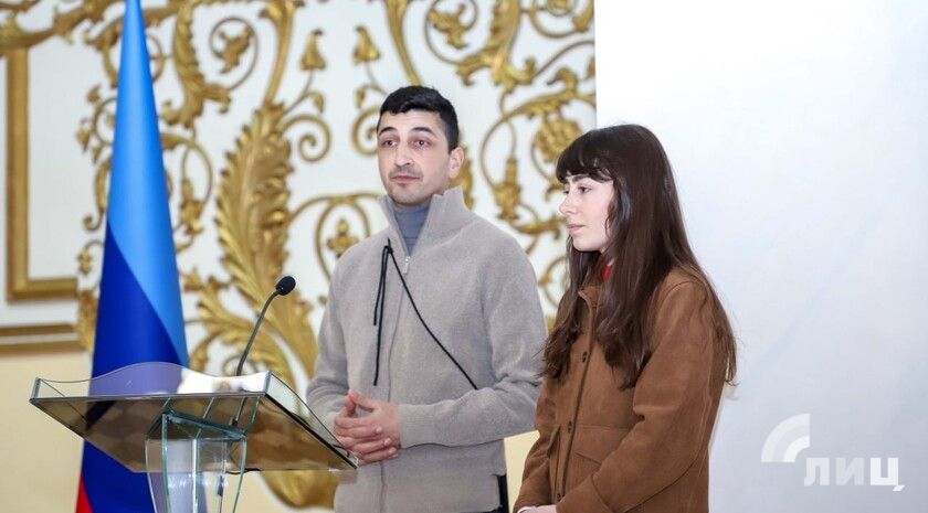 Музыканты из Турции приехали на форум антифашистов в ЛНР, чтобы помочь бороться с империализмом