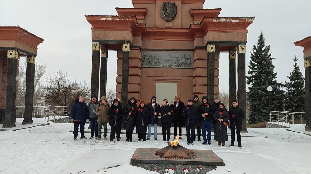 Россия — остров свободы. Западные левые на Антифашистском интерфоруме в Луганске