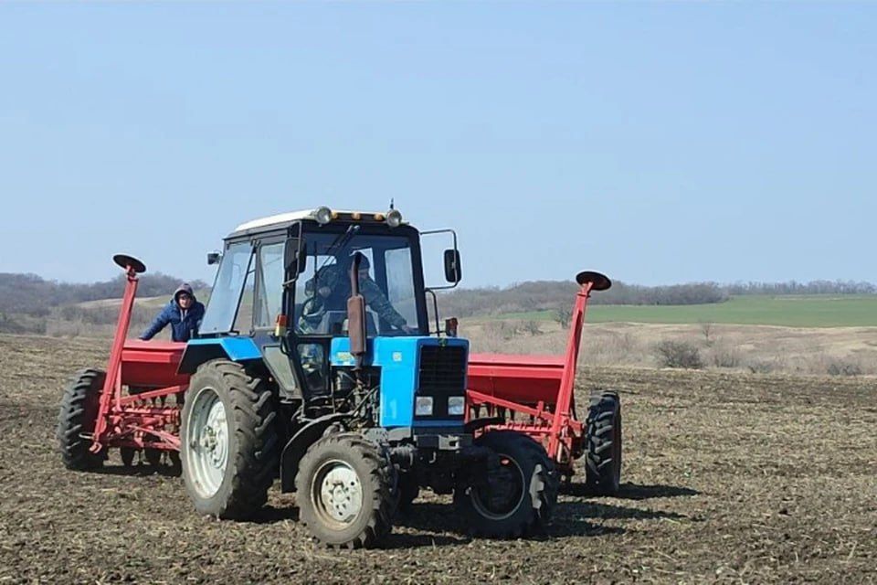 Фермеры ЛНР готовятся к посевной