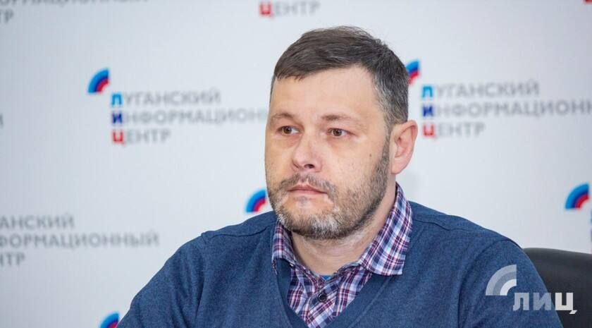 Сотрудники мультимедийного исторического парка «Россия — моя история» в Луганске проводят выездные экскурсии по памятным местам Луганщины