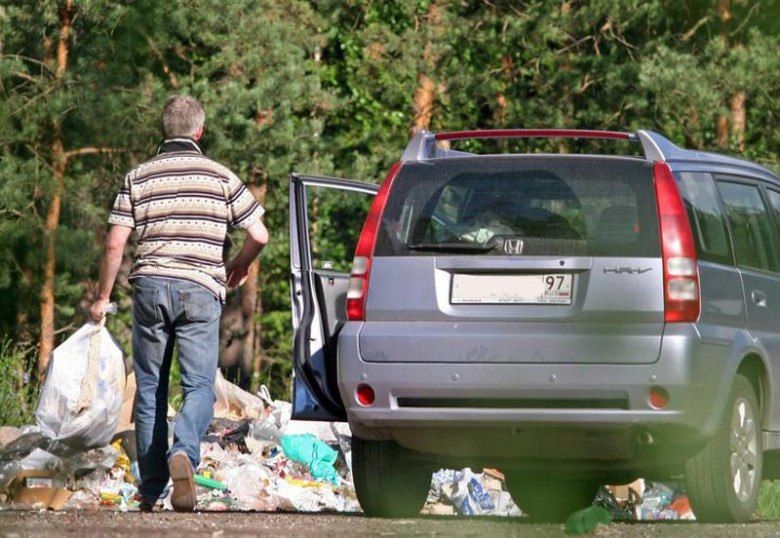 Экологи строго следят за соблюдением Правил благоустройства