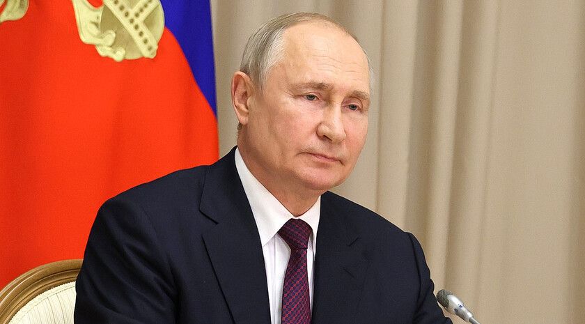 Путин посетил пункт управления курской группировки Армии РФ. Главное