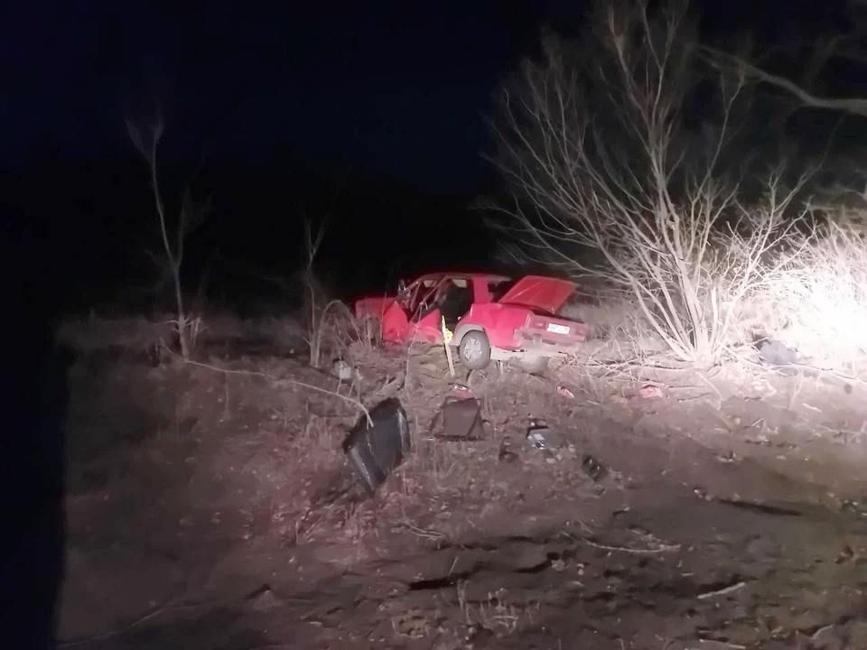В ЛНР водитель без прав погиб в ДТП, двое пострадали