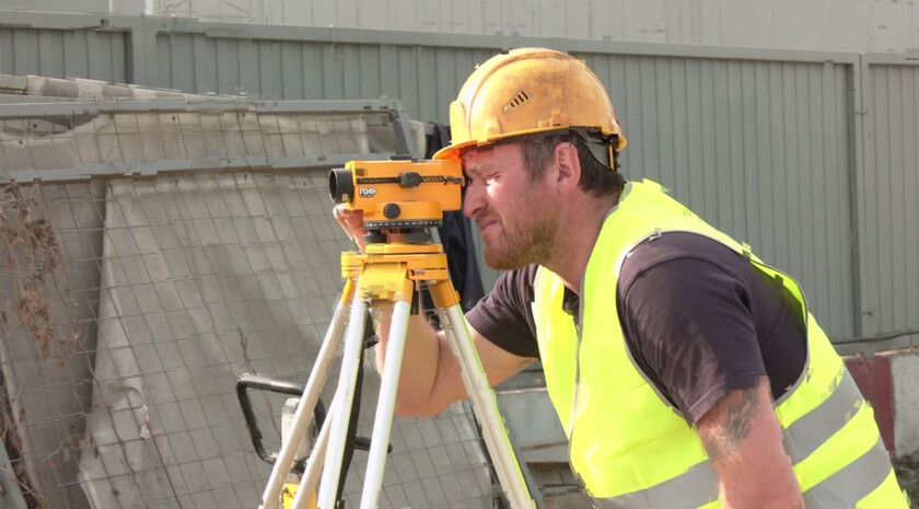 Движение транспорта по мосту в районе парка Горького в Луганске приостановится с 15 марта