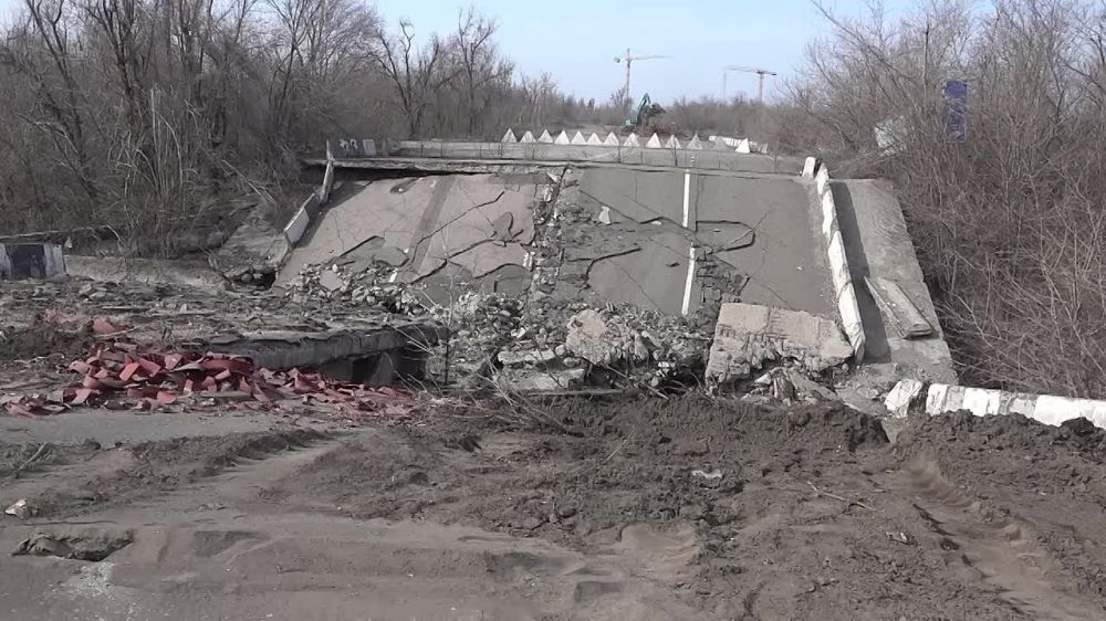 Денис Пушилин: Восстанавливаем знаковый для жителей Республики Путиловский мост