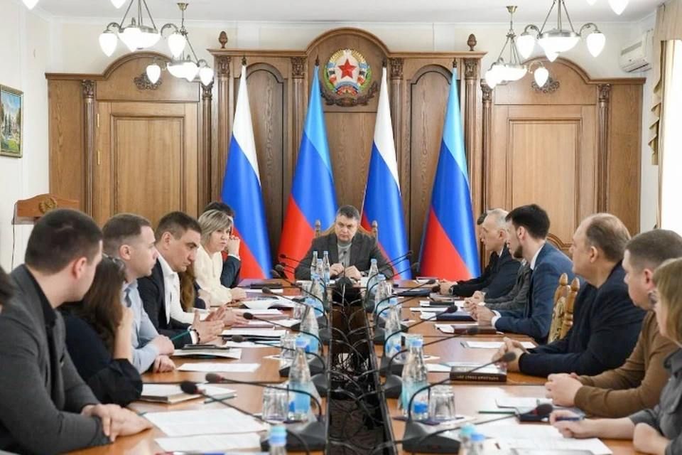 ЛНР привлекает инвесторов: на заседании обсудили планы развития