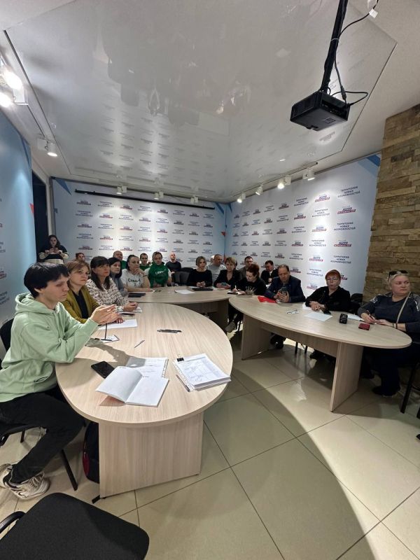 Рост некоммерческого сектора: встреча участников проекта «Фокус на НКО» в ЛНР”