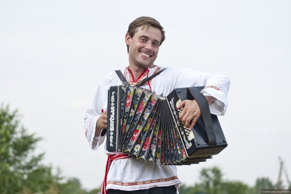 30 работников культуры планирует трудоустроить Минкульт ЛНР в 2025 году в рамках программы «Земский работник культуры»