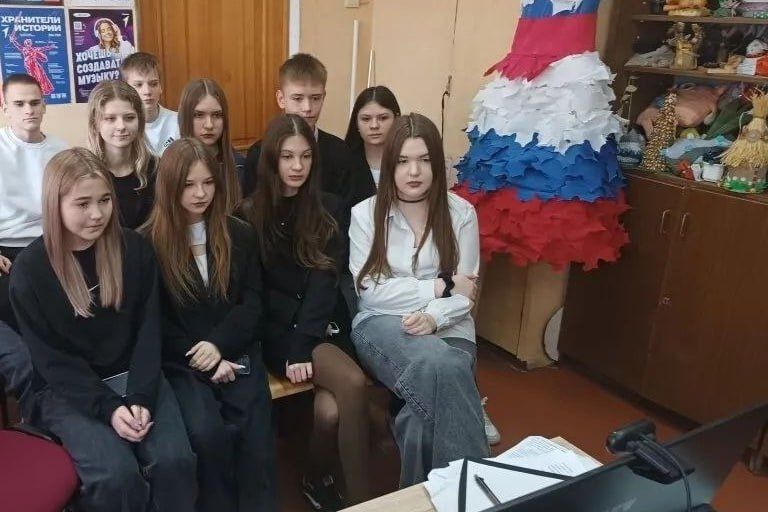 �������� ������: ��������� ��� � ���������� ���� ���������� � 80-����� ������ � ������� ������������� �����