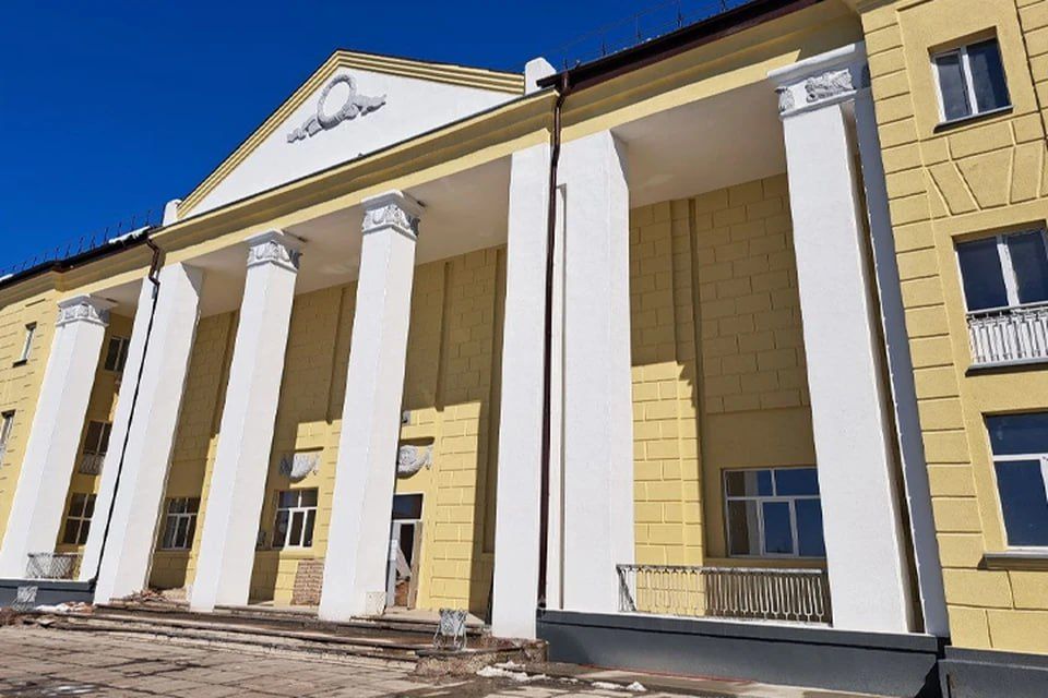 Красноярский край помогает восстановить Дворец культуры в Свердловском районе