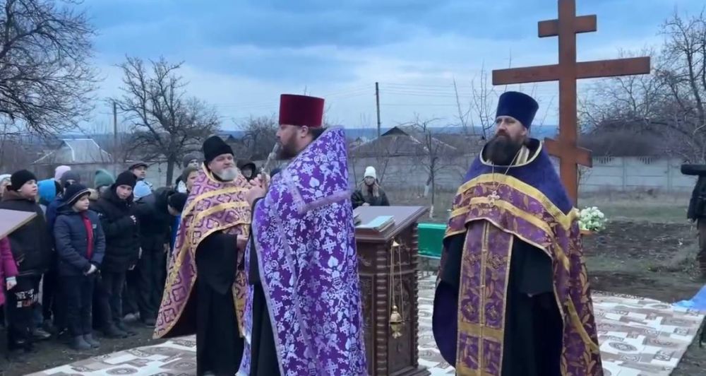 Инна Швенк: Совместно с Уполномоченным при Президенте Российской Федерации по правам ребенка Марией Алексеевной Львовой-Беловой посетили ГБОУ ЛНР «Перевальская специальная (коррекционная) школа-интернет»