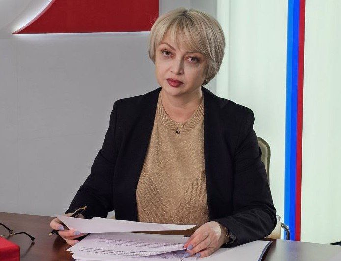 Женщине, попавшей под обстрел в Лисичанске, ампутировали обе ноги