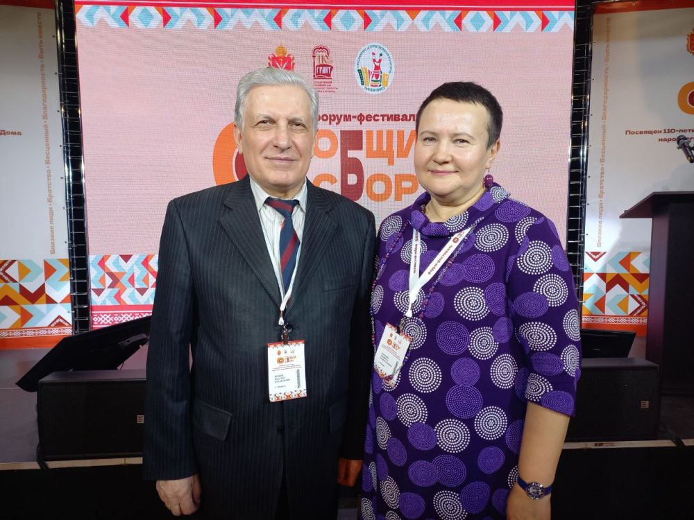 Директор Луганского центра народного творчества Василий Яровой принял участие в форуме-фестивале «Общий сбор», который посвящен 110-летию Государственного Российского Дома народного творчества имени В.Д. Поленова и Дню...