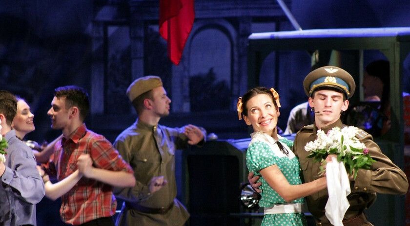 Луганский театр имени Голубовича в мае представит спектакль-концерт «Непокоренные» в Москве