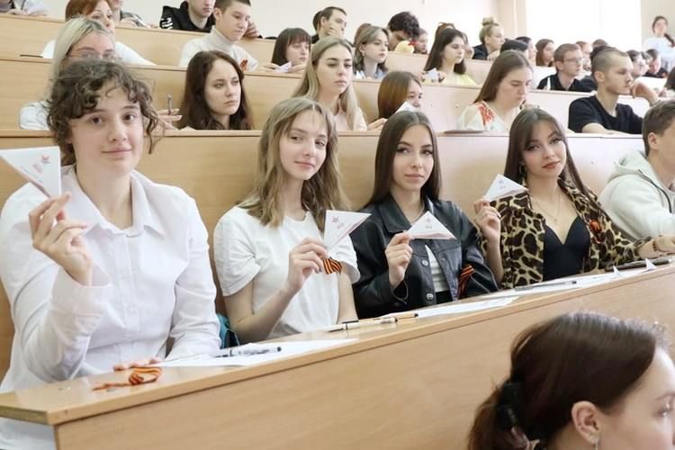 "������� ������" � ���: ����� 200 �������� � ����� ������� � ���