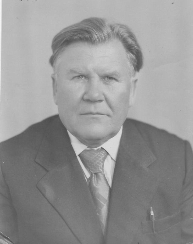 Шуба Семен Иванович (18.02.1920 – 05.10.1985). Родился 18 февраля 1920 года в с. Дмитриевка Запорожской области Украинской ССР