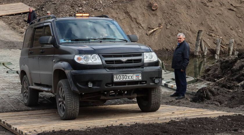 Понтонный мост начал работать в районе улицы 395-й Шахтерской дивизии в Луганске