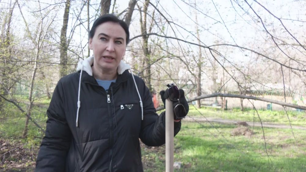 В квартале Солнечном прошли мероприятия по благоустройству территории