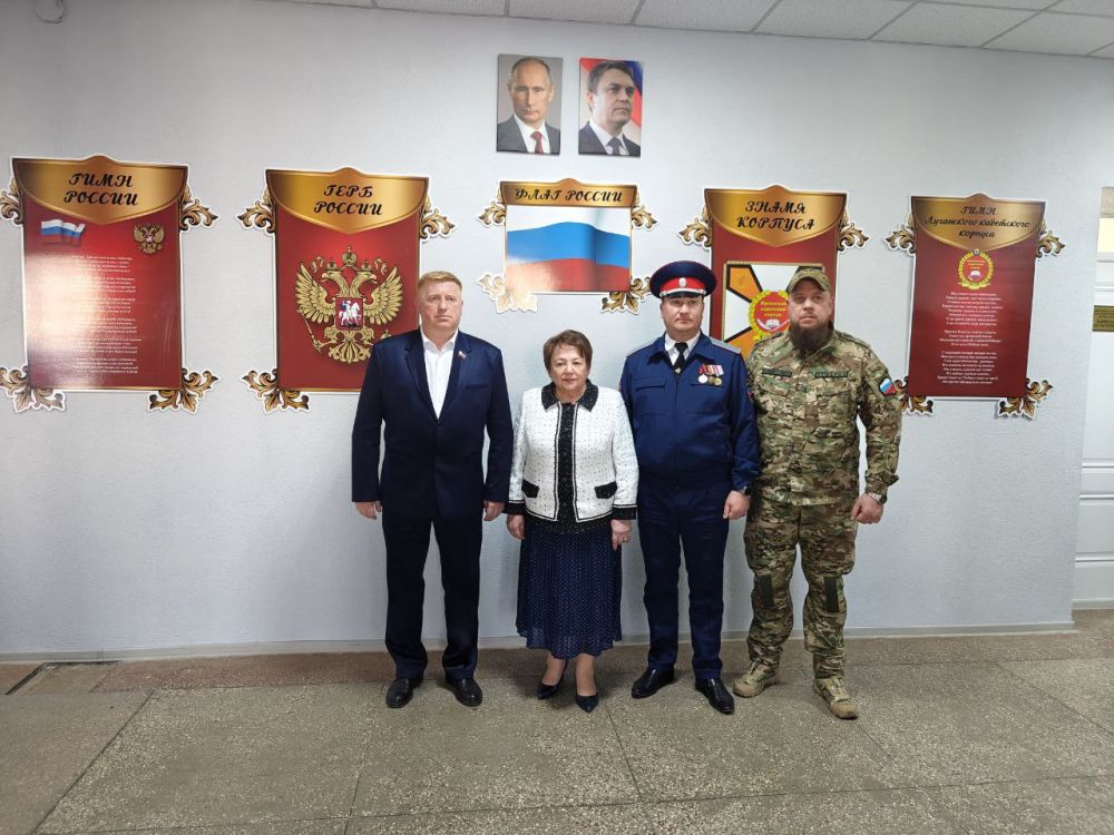 Зинаида Наден: Накануне светлого праздника Пасхи совместно с первым заместителем Секретаря Луганского регионального отделения партии "Единая Россия" Василием Леоновым, настоятелем Луганского храма Александра Невского...