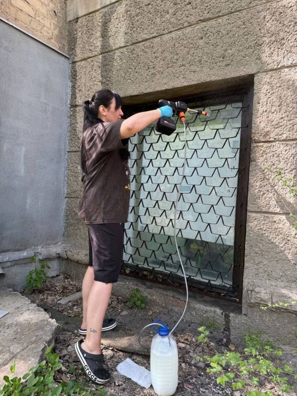 Сотрудники регионального МВД приняли участие в акции «Чистая республика-2025»