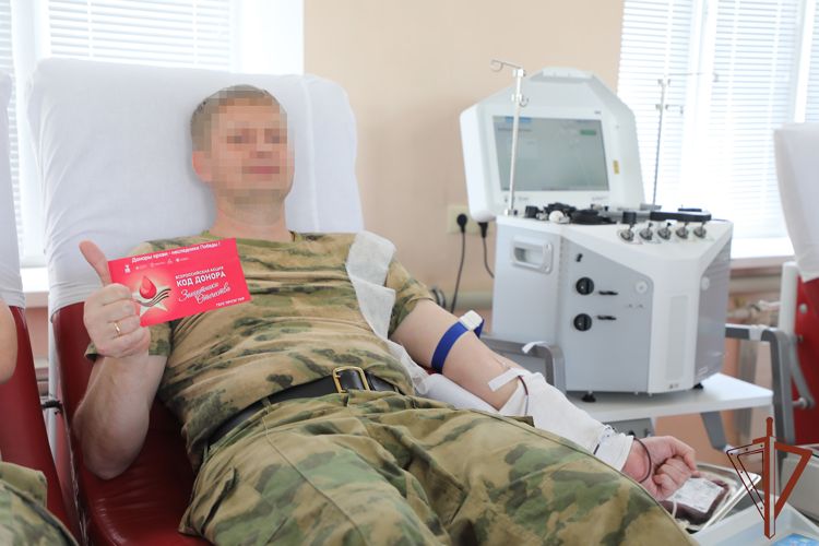 Росгвардейцы ЛНР приняли участие во Всероссийской акции «Код донора. Защитники Отечества»