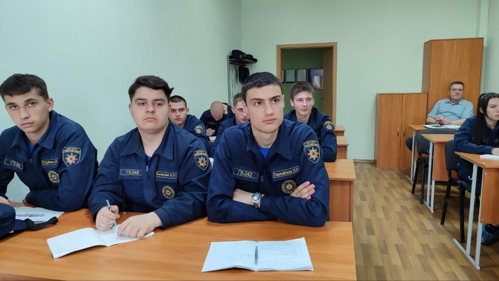 Курс обучения в Луганском центре медицины катастроф продолжается для студентов Института гражданской защиты