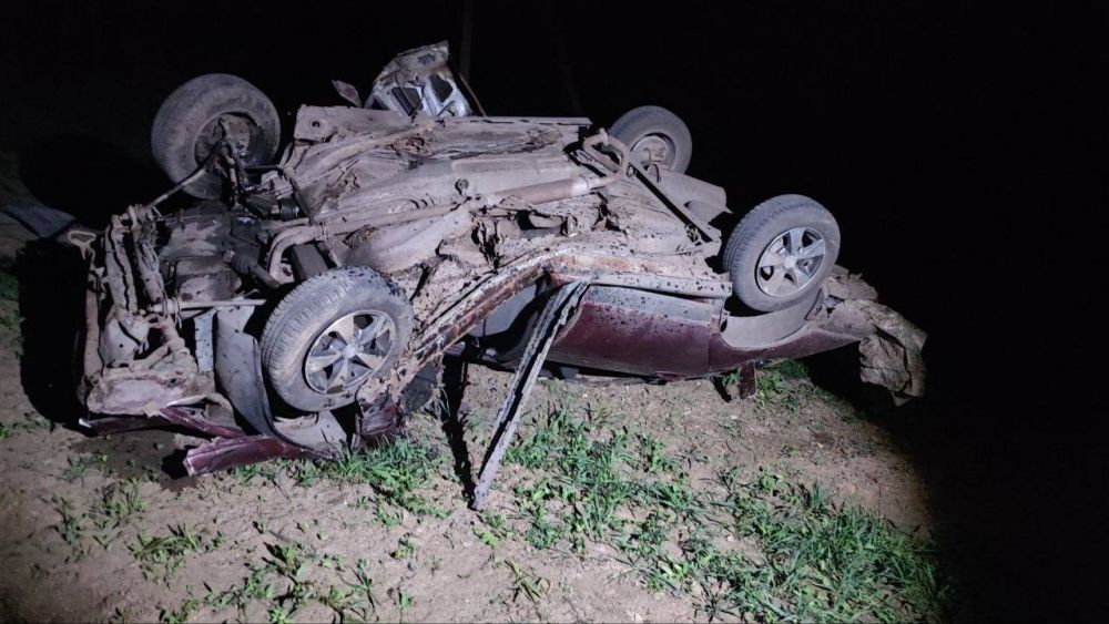 В Антрацитовском округе сотрудники полиции проводят проверку по факту ДТП, в котором погиб водитель автомобиля