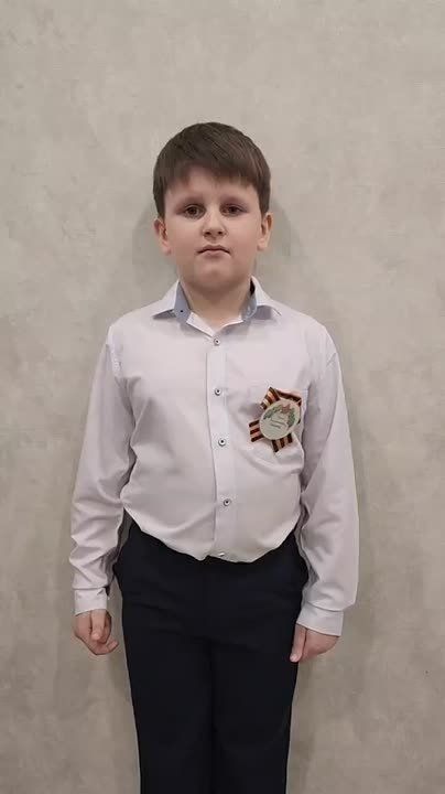 Наталия Пащенко: Продолжаем публикации творческих работ в рамках проведения онлайн-конкурса художественной самодеятельности представляем следующую тройку юных участников: