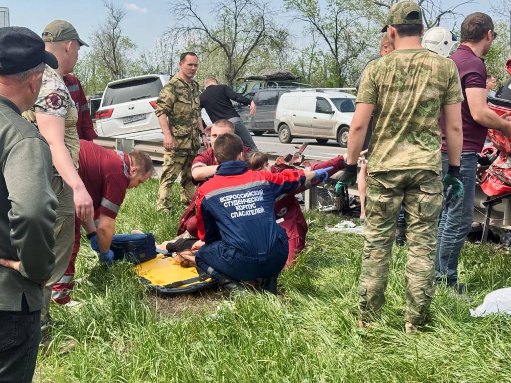 Добровольцы Луганского РО ВСКС оказали помощь пострадавшим при ДТП