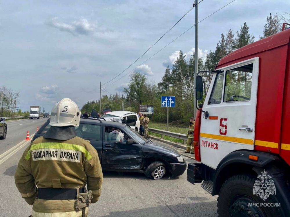 Три человека погибли, четыре травмированы в ДТП на выезде из Луганска - ГУ МЧС России по Республике